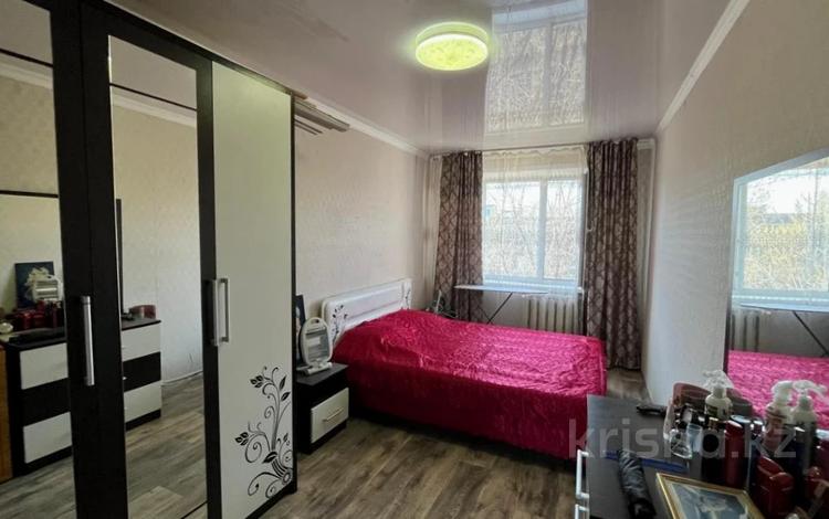 2-бөлмелі пәтер · 44.5 м² · 5/5 қабат, 13-шағынаудан 14 — Автостанция, школа № 54, 65, бағасы: 13.2 млн ₸ в Караганде, Алихана Бокейханова р-н — фото 2