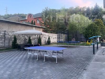 Дом · 8 комнат · 460 м², мкр Каргалы, Байгазы 15 за 200 000 〒 в Алматы, Наурызбайский р-н