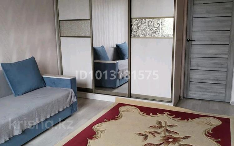 2-бөлмелі пәтер · 68 м² · 6/10 қабат, мкр Аксай-1 11/10 — ASIA PARK,CAR CITY, бағасы: 300 000 ₸ в Алматы, Ауэзовский р-н — фото 2
