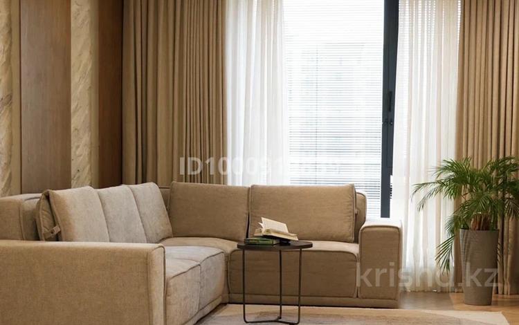 4-комнатная квартира · 157 м² · 7/12 этаж, Розыбакиева 336 — Ескараева за 258 млн ₸ в Алматы, Бостандыкский р-н — фото 12