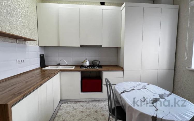 2-комнатная квартира · 73.8 м² · 5/5 этаж, мкр. Алтын орда за 24.3 млн ₸ в Актобе — фото 13