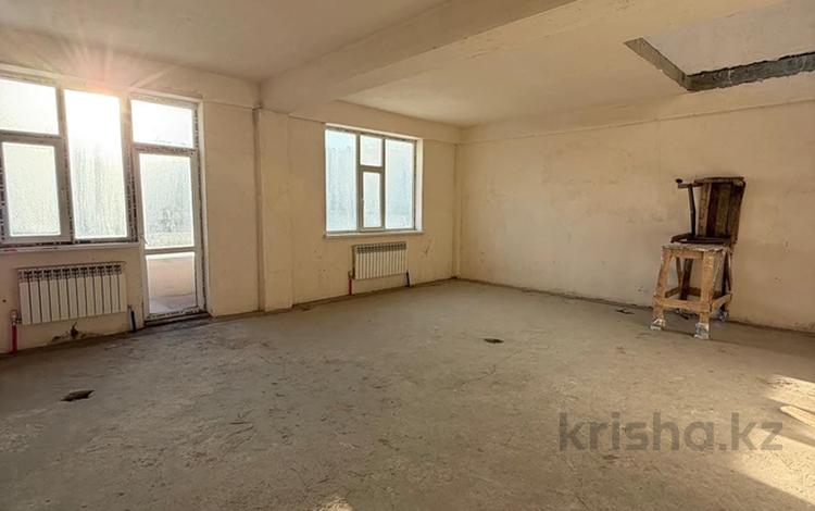 5-бөлмелі пәтер · 196.2 м² · 9/10 қабат, 17-ш/а. 104, бағасы: 58 млн ₸ в Актау, 17-й мкр — фото 2