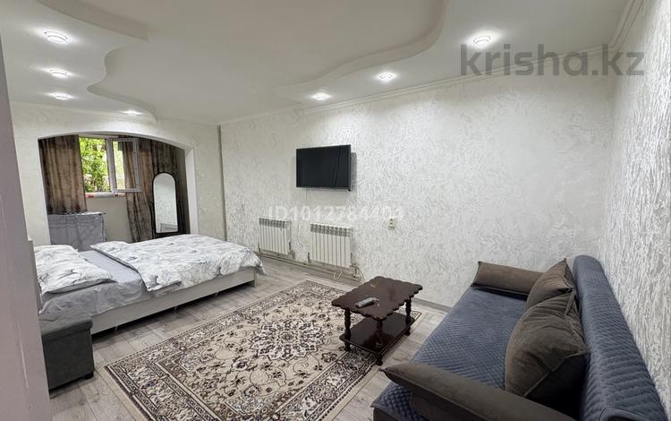 1-бөлмелі пәтер · 35 м², 8-шағынаудан 4 a, бағасы: 2 000 ₸ в Шымкенте, Туран р-н — фото 2