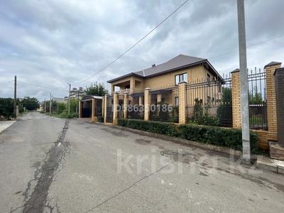 Отдельный дом · 10 комнат · 600 м² · 20 сот., Ак Жунис 35 за 265 млн 〒 в Уральске