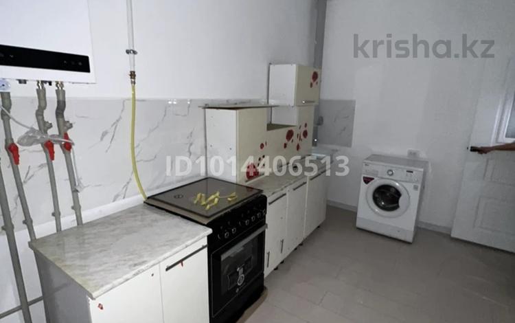 3-бөлмелі пәтер · 80 м² · 1/5 қабат, Бозарық ш/а мм, бағасы: 130 000 ₸ в Шымкенте, Абайский р-н — фото 2