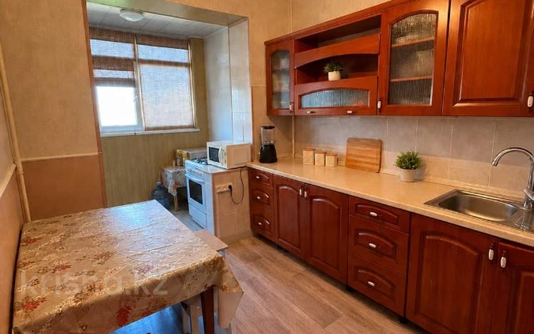 2-бөлмелі пәтер · 56 м² · 4/5 қабат, 27-ш/а. 18, бағасы: 14 млн ₸ в Актау, 27-й мкр — фото 4