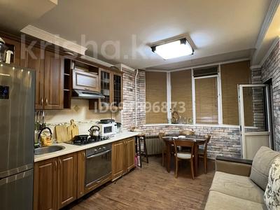 Аренда квартир в Алматы: 3-комнатная квартира · 55 м² · 1/9 этаж · помесячно, мкр Мамыр-4 299 — Саина-Шаляпина за 320 000 〒 3-комнатная квартира · 55 м² · 1/9 этаж · помесячно, мкр Мамыр-4 299 — Саина-Шаляпина за 320 000 〒 в Алматы, Ауэзовский р-н
