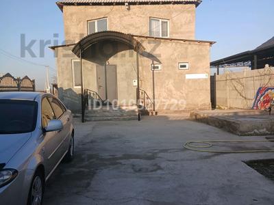 Отдельный дом · 6 комнат · 208 м² · 5 сот., мкр Ынтымак-2 1309А — Қазанат көшесі за 40 млн ₸ в Шымкенте, Абайский р-н