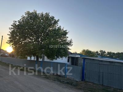 Отдельный дом · 3 комнаты · 47.1 м² · 10 сот., Интернациональная 92 за 10 млн ₸ в Акколе