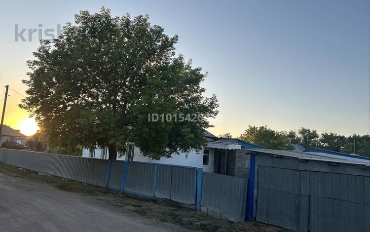 Отдельный дом · 3 комнаты · 47.1 м² · 10 сот., Интернациональная 92 за 10 млн ₸ в Акколе — фото 2