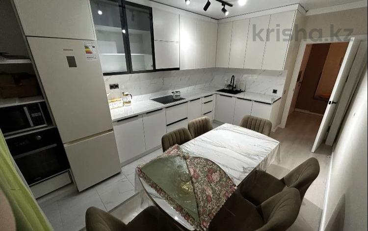 2-комнатная квартира, 67 м², 7/10 этаж помесячно, Алтын Орда 6/40