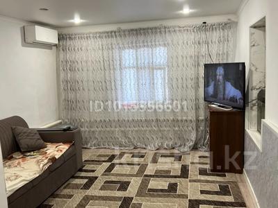 Жеке үй · 4 бөлме · 60 м² · 6 жүзд., Нахимова 26 — Возле авто гида, бағасы: 21 млн ₸ в Таразе