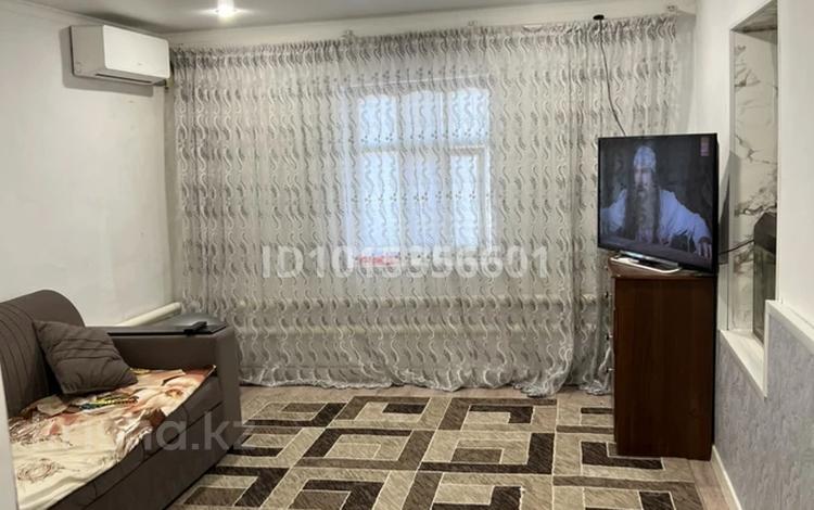 Жеке үй · 4 бөлме · 60 м² · 6 жүзд., Нахимова 26 — Возле авто гида, бағасы: 21 млн ₸ в Таразе — фото 2