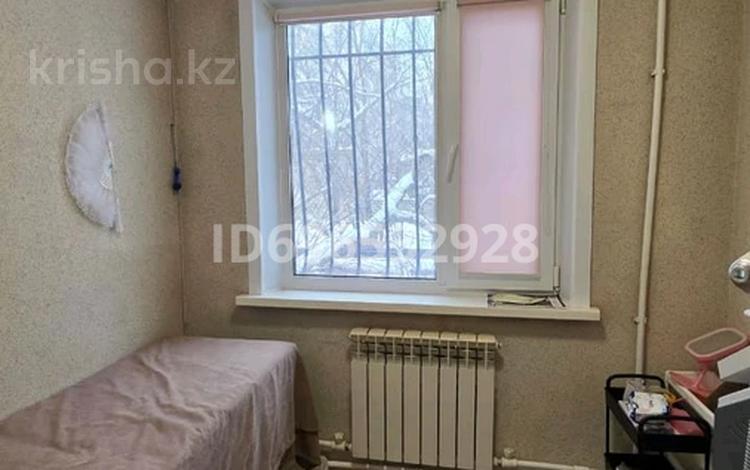 Салоны красоты · 7 м² за 30 000 ₸ в Караганде, Казыбек би р-н — фото 7