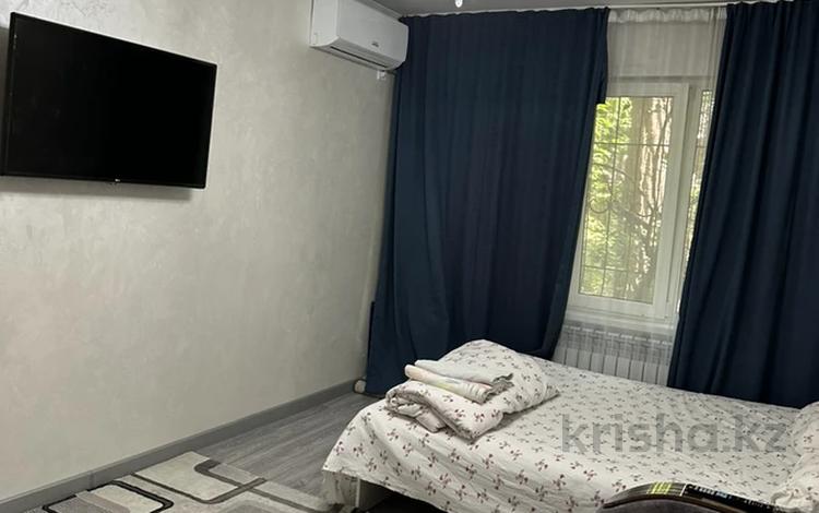 1-комнатная квартира · 30 м² · 1/4 этаж, мкр Коктем-1 13 за 3 000 ₸ в Алматы, Бостандыкский р-н — фото 2