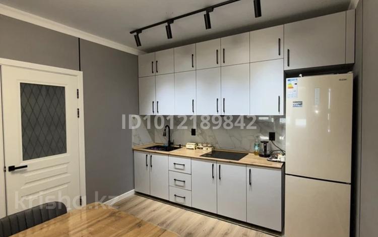 1-комнатная квартира · 41 м² · 11/16 этаж, мкр Шымсити, ​Туркия 1280/1 за 190 000 ₸ в Шымкенте, Абайский р-н — фото 2
