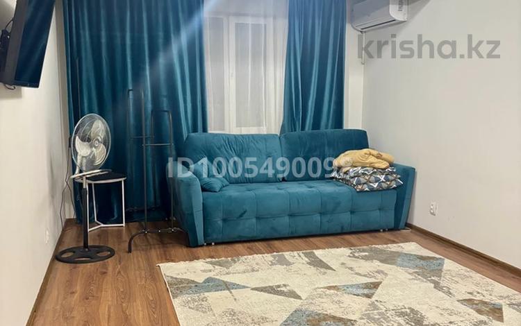 1-комнатная квартира · 47 м² · 10/10 этаж, мкр Жетысу-2 — Абая-Саина за 250 000 〒 в Алматы, Ауэзовский р-н — фото 2
