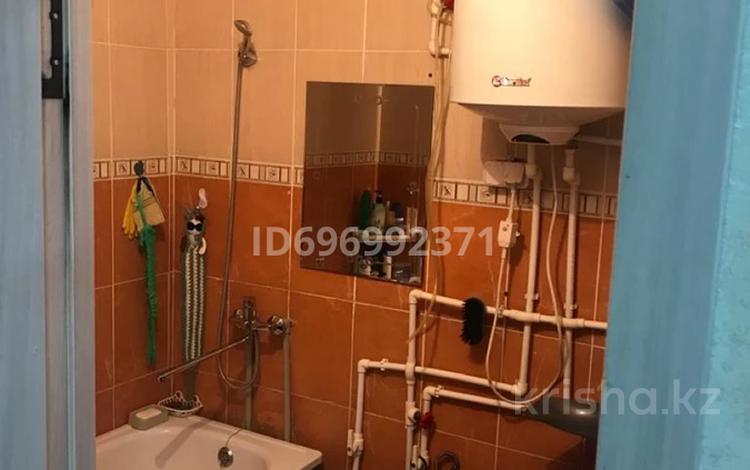 2-бөлмелі пәтер · 48 м² · 1/5 қабат, 7-микрорайон 45 — Возле Корзина,садик.школа ,Кристи магазин все рядом, бағасы: 10 млн ₸ в Темиртау — фото 2