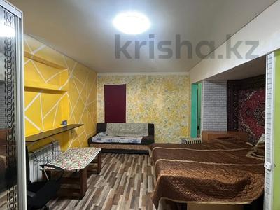 1-комнатная квартира · 30 м² · 1/3 этаж, Белинского 7 — ДК, ФОК им.Г.Галовкина за 7.4 млн ₸ в Караганде, Алихана Бокейханова р-н