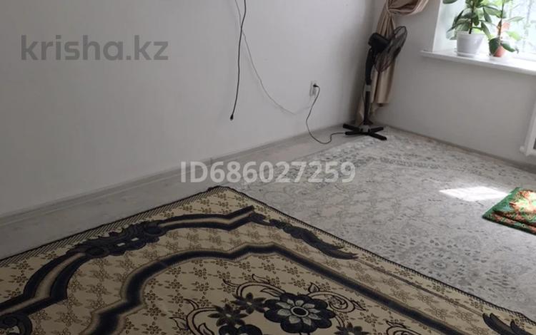 2-бөлмелі пәтер · 50 м² · 1/5 қабат, Кулымбетова 169, бағасы: 13 млн ₸ в Актобе, мкр. Курмыш — фото 2