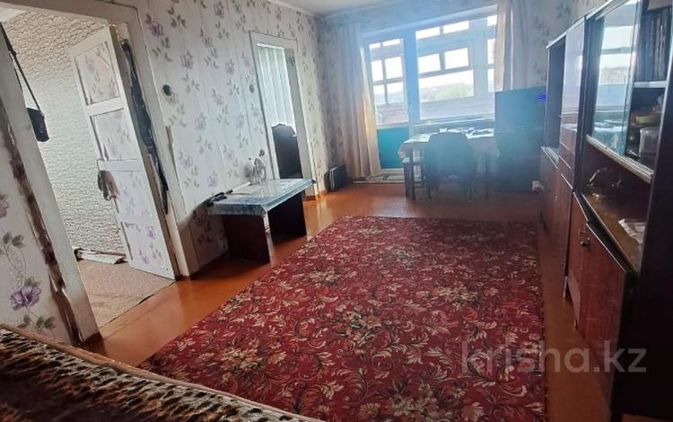 4-бөлмелі пәтер · 61 м² · 5/5 қабат, Майкудук, 16й микрорайон, бағасы: 10.5 млн ₸ в Караганде, Алихана Бокейханова р-н — фото 2