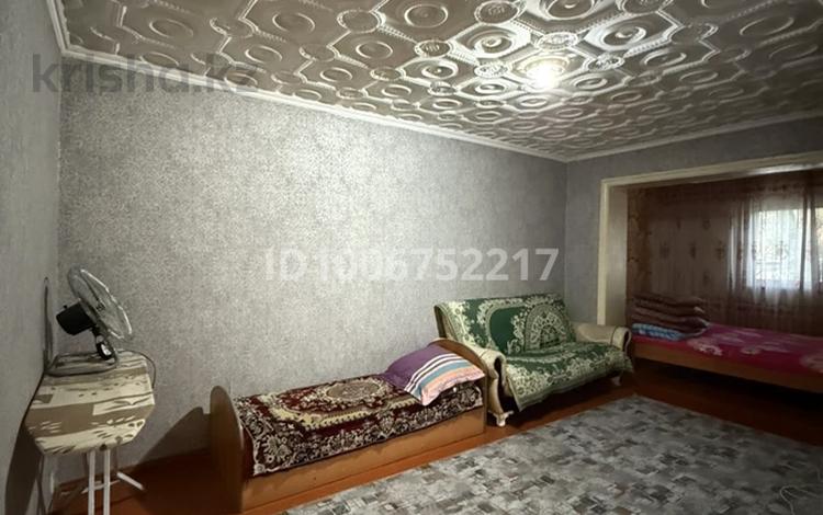 2-бөлмелі пәтер · 48 м² · 1/6 қабат, Анарова 10 — Жд вокзал, бағасы: 17 млн ₸ в Шымкенте, Аль-Фарабийский р-н — фото 2