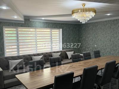 Дача · 5 комнат · 120 м², жилой массив Кайнар Булак, Айвазовский 176 — Ул. Центральная остановка Ивушка за 80 000 〒 в Шымкенте, Абайский р-н