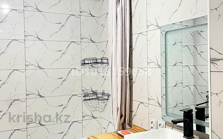 1-комнатная квартира · 48 м² · 2/10 этаж, Толе би — Толе би матезалка за 17 000 ₸ в Алматы, Ауэзовский р-н — фото 2