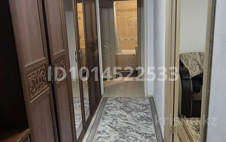3-комнатная квартира · 67 м² · 2/9 этаж, Бозтаева 17 за 200 000 ₸ в Семее — фото 2
