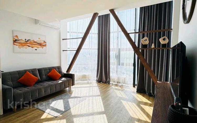 4-комнатная квартира · 160 м² · 9/22 этаж, Достык 160 за 60 000 ₸ в Алматы, Медеуский р-н — фото 2