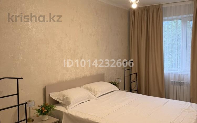 2-комнатная квартира · 60 м² · 4/4 этаж, мкр №5 36 — Абая Утеген Батыра за 20 000 ₸ в Алматы, Ауэзовский р-н — фото 2