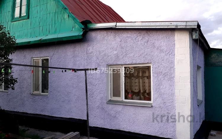 Отдельный дом • 3 комнаты • 59 м² • 2 сот., Темиртауская 64 — Тулебаева за 11 млн 〒 — фото 2