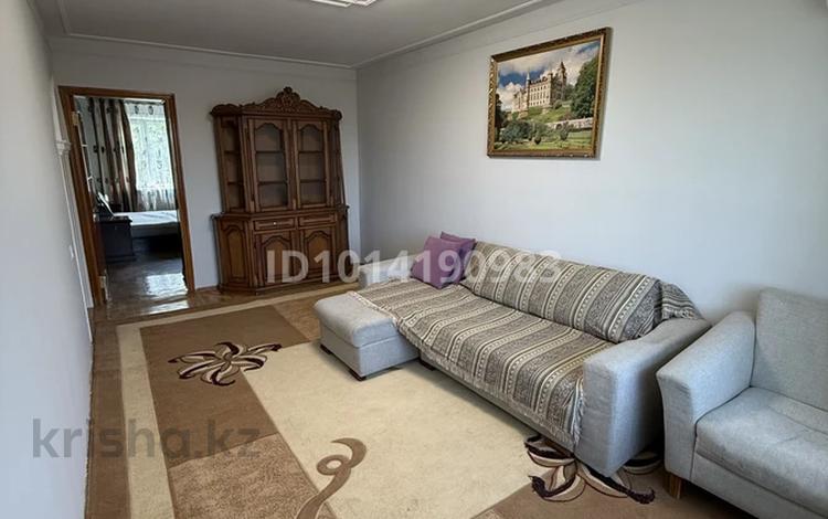 3-комнатная квартира · 65 м² · 4/5 этаж, Кабанбай батыра 314 — Родостовца за 350 000 ₸ в Алматы, Алмалинский р-н — фото 2