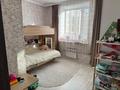 2-комнатная квартира · 64 м² · 2/5 этаж, мкр Юго-Восток, Муканова 50/2 — 2-комнатная квартира Адрес: ул. Букетова, дом 50/2 ЖК «Nomad» Характеристики: * Площадь: 64 м² * Этаж: 2 из 5 * Год постройки: 2022 * Материал стен: кирпич Описание: Продаётся двухкомнатная квартира в новом доме на Юго-востоке. Территория дома благоустроена: * проезды и пешеходные дорожки * уличное освещение * озеленение * детская игровая площадка (качели, горки, песочницы) * спортивная площадка с тренажёрами * площадка для баскетбола и футбола * огороженная территория * зона отдыха со скамейками Инфраструктура: Рядом находятся: * Детские сады: «Куаныш», «Тлек», «Малинка», «Лесок», «Альтер» * Школы: №5, №23, №39, школа-лицей №101, НИШ * Супермаркеты: NormAN, Корзина, Magnum * Ресторан «Vogue» * Аптеки * Поликлиника №3 * Автостанция в шаговой доступности Цена:29.700.000 тг Тел:87774844246 87055899797 за 30 млн ₸ в Караганде, Казыбек би р-н — фото 3
