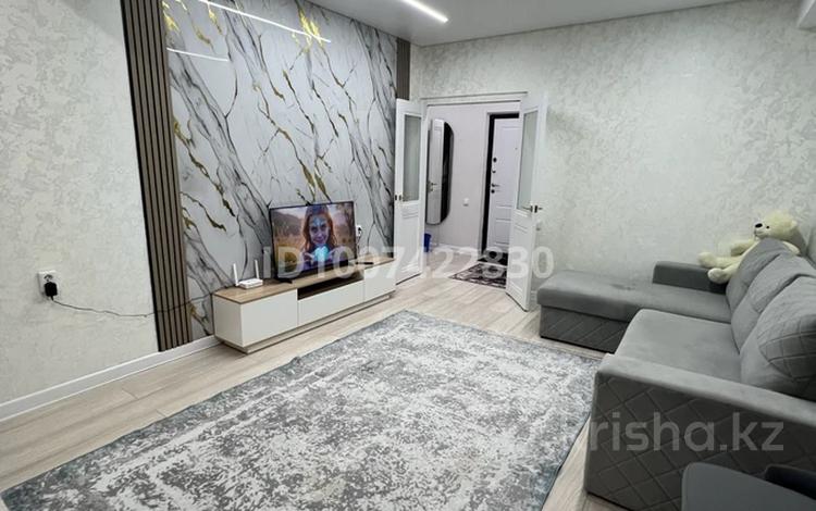 2-комнатная квартира · 70 м² · 3/9 этаж, Есенберлина 23 за 20 000 ₸ в Усть-Каменогорске, Ульбинский — фото 2