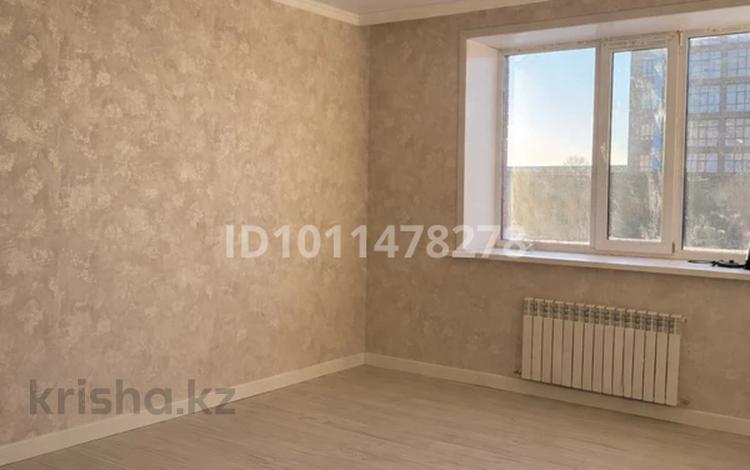 2-бөлмелі пәтер · 62.5 м² · 2/5 қабат, Сәбит Мұқанов көш. 49/10, бағасы: 30 млн ₸ в Караганде, Казыбек би р-н — фото 2