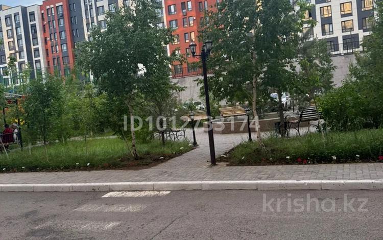 1-комнатная квартира · 36.9 м² · 2/9 этаж, Ильяс Омаров 27 за 26.5 млн ₸ в Астане, Нура р-н — фото 2