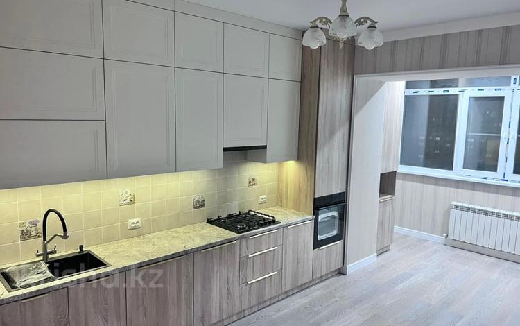 4-комнатная квартира · 138 м² · 6/9 этаж, мкр. Алтын орда, Алии Молдагуловой за ~ 56.2 млн ₸ в Актобе — фото 9