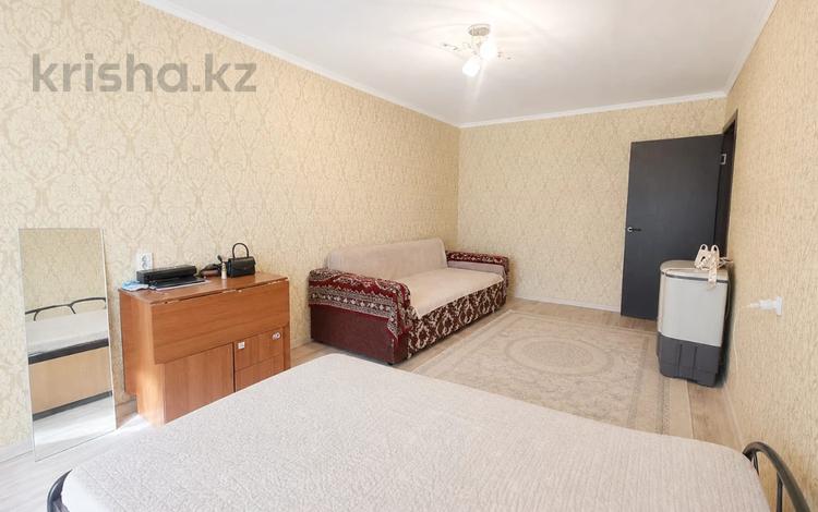 2-бөлмелі пәтер · 45 м² · 1/5 қабат, Камзина 10, бағасы: 14.8 млн ₸ в Павлодаре — фото 2