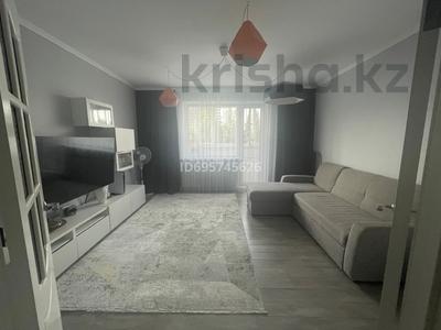 2-комнатная квартира, 54 м², 5/5 этаж, мкр Юго-Восток, Мкр Орбита 11 за 19.5 млн 〒 в Караганде, Казыбек би р-н