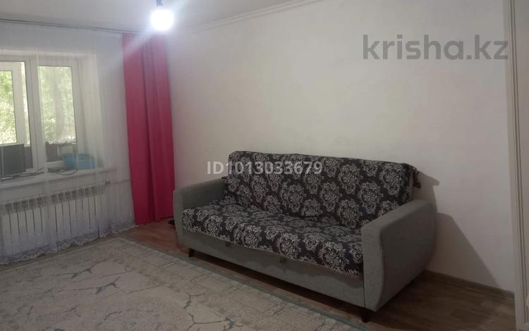 1-бөлмелі пәтер · 33 м² · 1/5 қабат, Старый город, Жургенова 1, бағасы: 9.8 млн ₸ в Актобе — фото 2