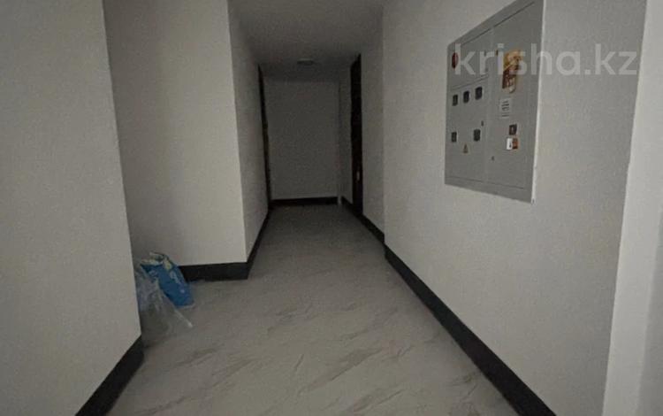 1-комнатная квартира · 42 м² · 6/9 этаж, мкр. Алтын орда за 16.5 млн ₸ в Актобе — фото 3