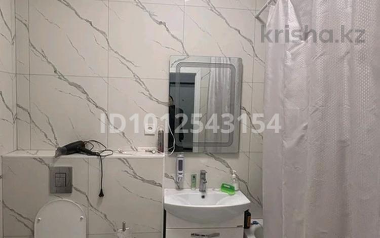 1-бөлмелі пәтер · 37 м² · 3/16 қабат, Абая 109, бағасы: 20 000 ₸ в Алматы, Алмалинский р-н — фото 2
