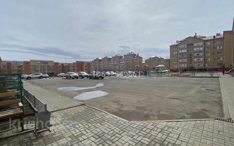2-бөлмелі пәтер · 105 м² · 4/5 қабат, мкр. Алтын орда, Мустафа Шокая 48В — Школа Сымбат, бағасы: 38.4 млн ₸ в Актобе — фото 2