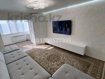 3-комнатная квартира · 70 м², 4мкр — За школой омг за 35 млн 〒 в Конаеве (Капчагай)