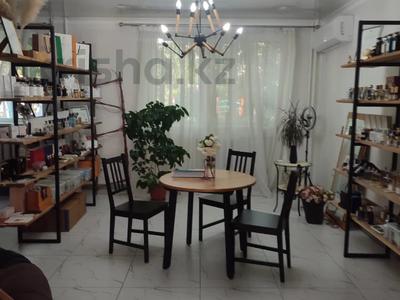 Свободное назначение, офисы, магазины и бутики, салоны красоты, медцентры и аптеки · 50 м² за 36 млн 〒 в Талдыкоргане