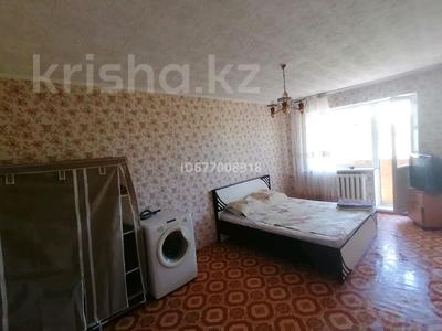 1-бөлмелі пәтер, 42 м², 5/5 қабат тәулігіне, Муканова 16, бағасы: 6 000 〒 в Караганде, Казыбек би р-н