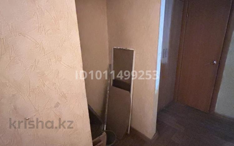 2-комнатная квартира · 54.3 м² · 4/10 этаж, ул. Жанибека Карменова 74 за 19 млн ₸ в Семее, Красный Кордон — фото 2