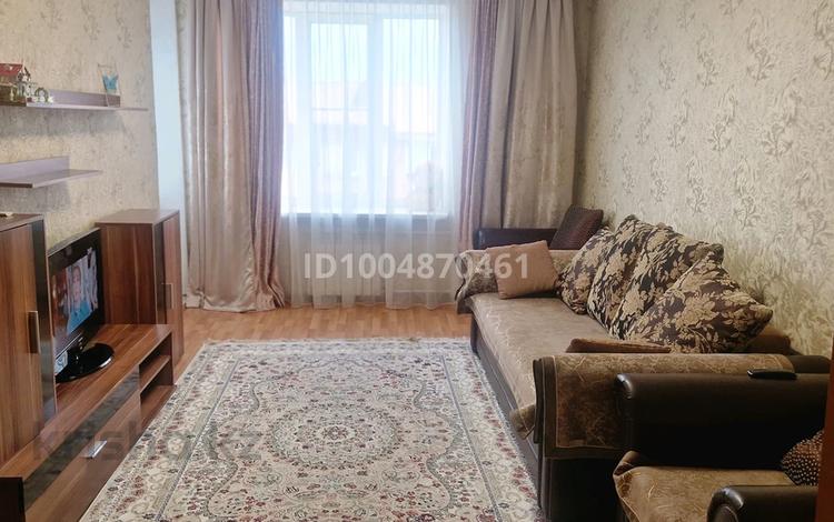 3-комнатная квартира · 80 м² · 4/5 этаж, Молдагулова 17/1 за 35 млн ₸ в Усть-Каменогорске — фото 2
