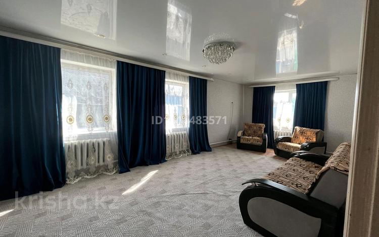 Жеке үй · 5 бөлме · 100 м² · 10 жүзд., Бобровка 9-2 — 44 школа, бағасы: 18 млн ₸ в Семее — фото 9